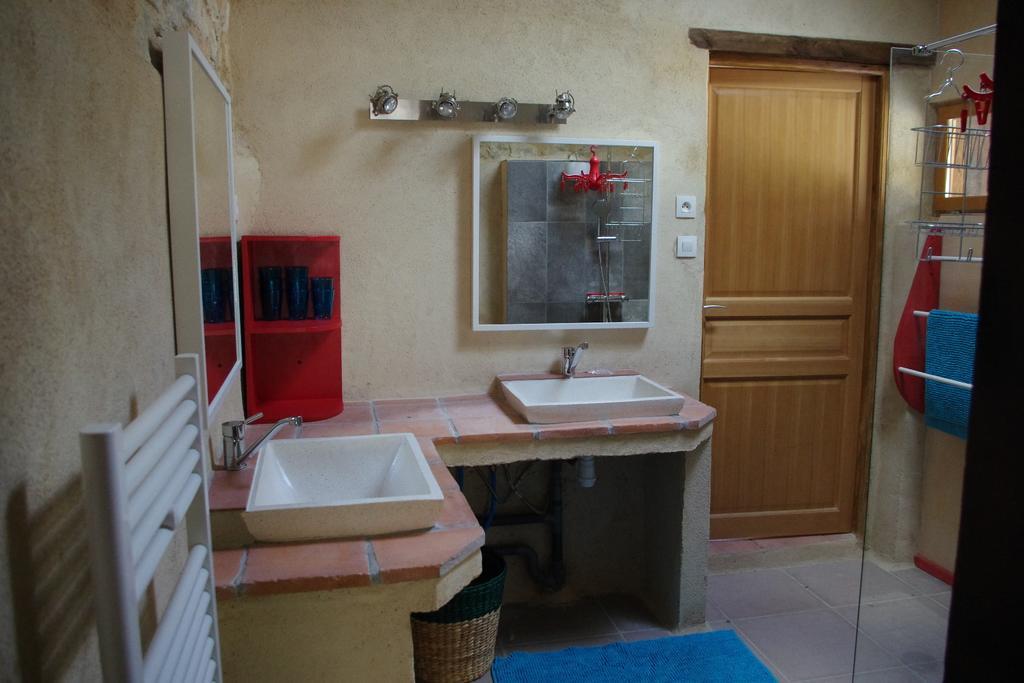 圣昂托南La Prade Basse 82住宿加早餐旅馆 客房 照片